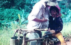 Bố chưa một lần nói 'yêu con'